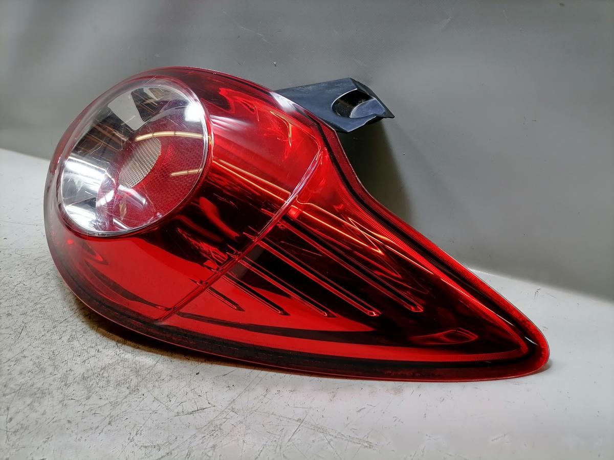Ford Ka 2 RU8 original R&uuml;cklicht R&uuml;ckleuchte Schlussleuchte rechts Bj.2012